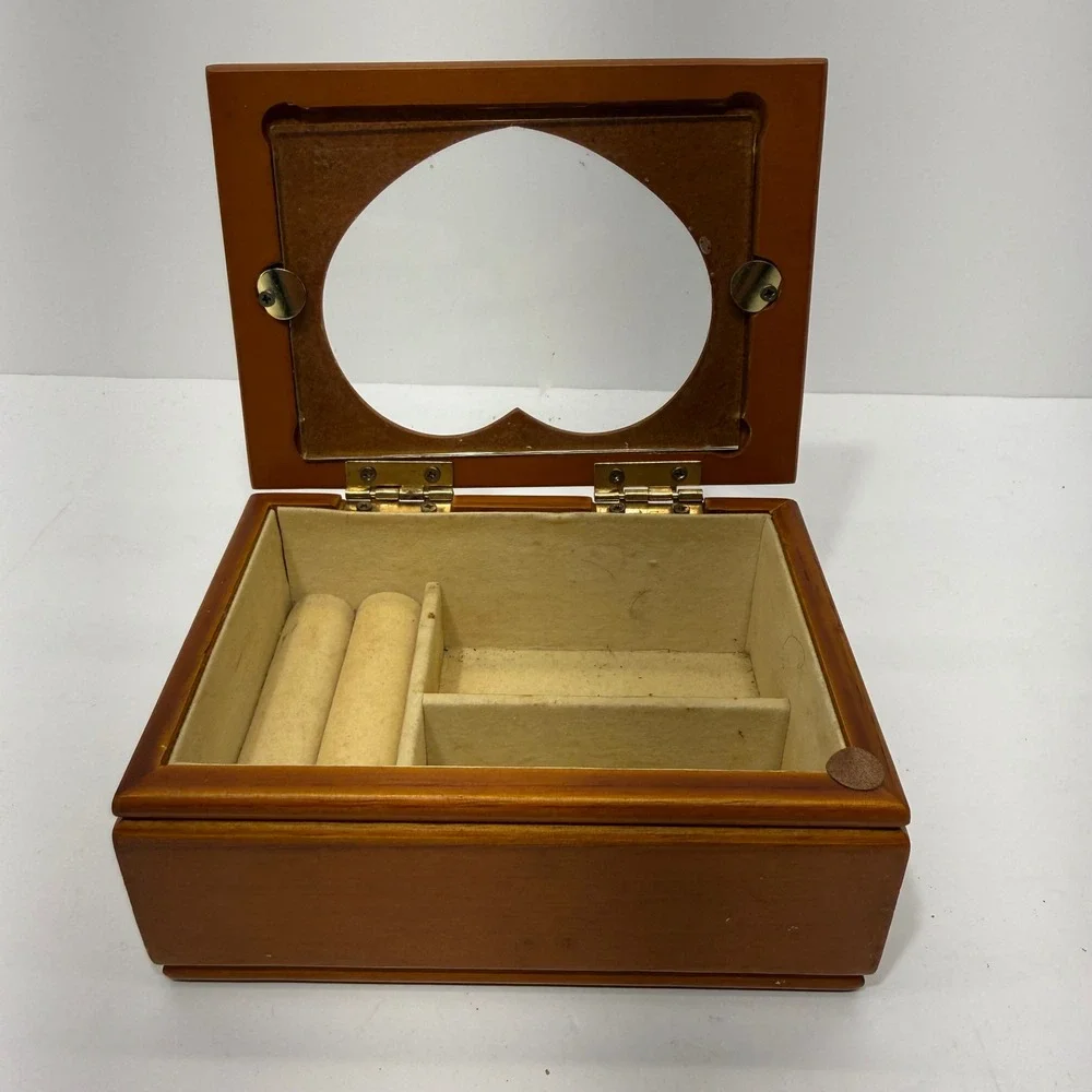 King Wood Co Jewelry Box Heart Etched Glass Lid Brown Wood Ring Organizer 2011